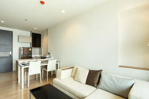 Студия в кондо в Сатхоне, Бангкок, Таиланд № 169340 - фото 9