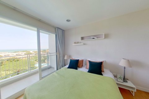 Condo in Cha-am, Thailand, 2 bedrooms № 169343 - photo 3