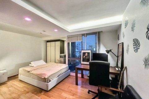 Кондоминиум с 1 спальней в Клонг Тоэй, Бангкок, Таиланд № 114032 - фото 1