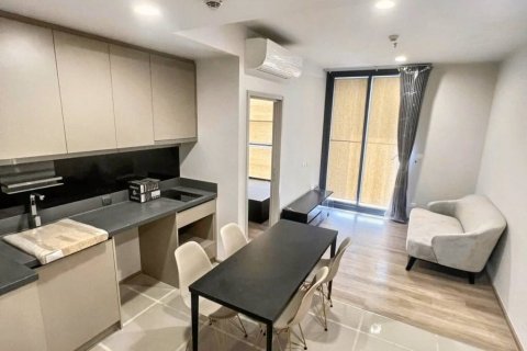 Кондоминиум с 2 спальнями в Бангкоке, Таиланд № 114029 - фото 1