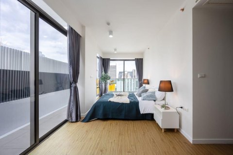 Кондоминиум с 3 спальнями в Банг Раке, Бангкок, Таиланд № 153509 - фото 2