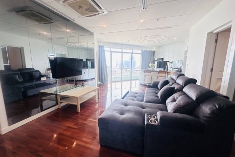 Condo in Khlong San, Bangkok, Thailand, 3 bedrooms  № 161364 - photo 9