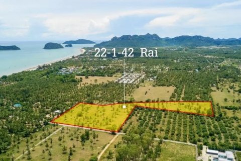 Grundstück in Sam Roi Yot, Thailand 35768 m2 № 222059 - Foto 10