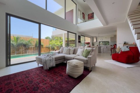 Villa in Ko Samui, Thailand 3 bedrooms № 114134 - photo 8