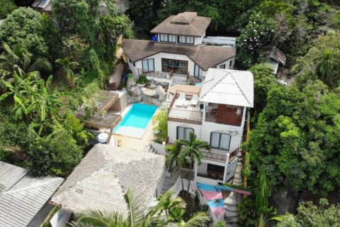 Villa in Surat Thani, Thailand 8 bedrooms № 114131 - photo 2