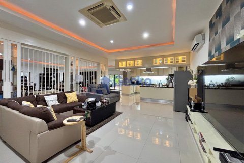 บ้านในพัทยา, ประเทศไทย 4 ห้องนอน № 195931 - รูปถ่าย 3