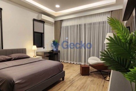 Haus in Pattaya, Thailand 4 Schlafzimmer № 195929 - Foto 30