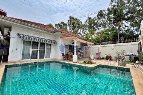 House in Pattaya, Thailand 2 bedrooms № 195925