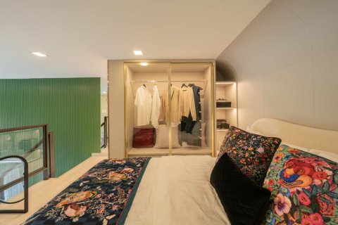 Condo in Thonburi, Bangkok, Thailand, 2 bedrooms  № 166682 - photo 5