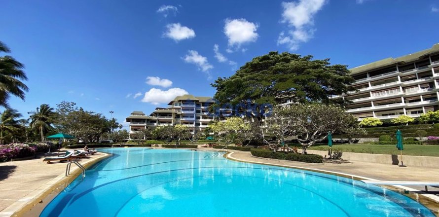 Condo in Pattaya, Thailand, 2 bedrooms № 197283