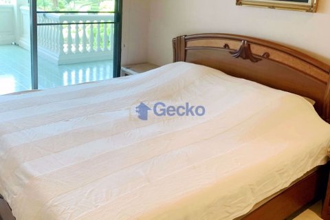 Condo in Pattaya, Thailand, 2 bedrooms № 197283 - photo 10