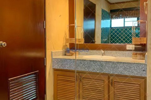 Condo à Pattaya, Thaïlande, 3 chambres № 197282 - photo 14