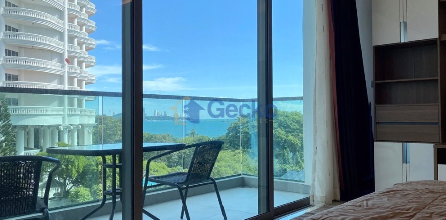 Studio in the Condo in Pattaya, Thailand № 197284