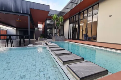 Villa à Pattaya, Thaïlande 4 chambres № 155654 - photo 3