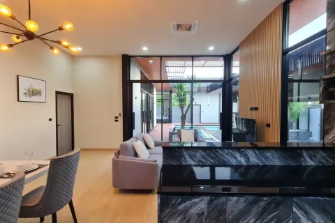 Villa à Pattaya, Thaïlande 4 chambres № 155654 - photo 15