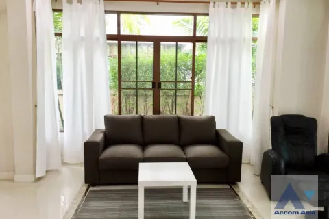 Haus in Bang Kaeo, Thailand 4 Schlafzimmer № 215898 - Foto 2
