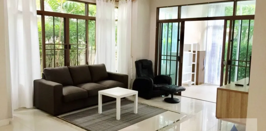 Haus in Bang Kaeo, Thailand 4 Schlafzimmer № 215898