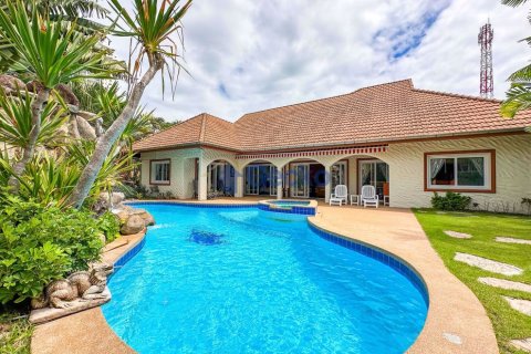 Maison à Pattaya, Thaïlande 3 chambres № 196629