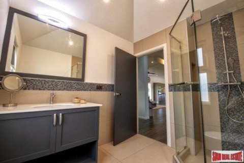 Villa in Hua Hin, Thailand 3 bedrooms № 194307 - photo 4