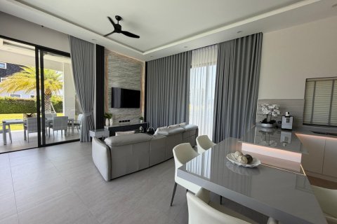 Villa in Pran Buri, Thailand 3 Schlafzimmer № 222479 - Foto 15