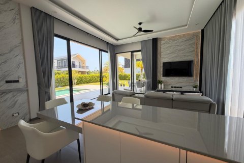 Villa in Pran Buri, Thailand 3 Schlafzimmer № 222479 - Foto 14