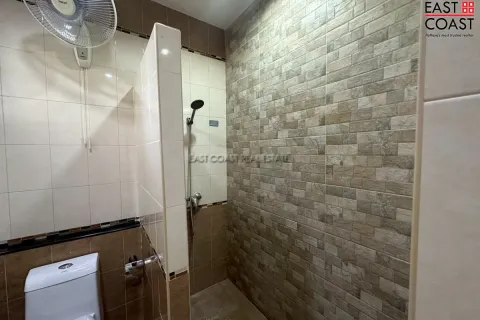Casa de 3 dormitorios en Pattaya, Tailandia № 213108 - foto 16
