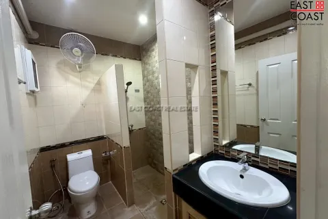 Casa de 3 dormitorios en Pattaya, Tailandia № 213108 - foto 17