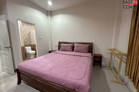 Casa de 3 dormitorios en Pattaya, Tailandia № 213108 - foto 14