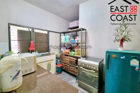 Casa de 2 dormitorios en Pattaya, Tailandia № 213102 - foto 17