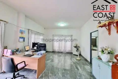 Casa de 2 dormitorios en Pattaya, Tailandia № 213102 - foto 11