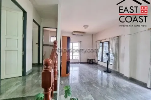 Casa de 2 dormitorios en Pattaya, Tailandia № 213102 - foto 15