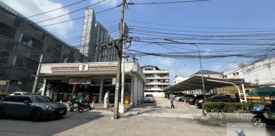 Grundstück in Phra Khanong, Bangkok, Thailand № 218907