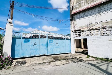 Terrain à Phra Pradaeng, Thaïlande 9828 m2 № 158177 - photo 15