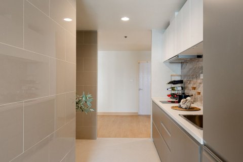 Condo in Khlong Toei, Bangkok, Thailand, 2 bedrooms  № 158174 - photo 12