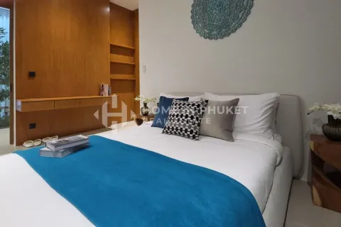 House in Phuket, Thailand 4 bedrooms № 161425 - photo 15