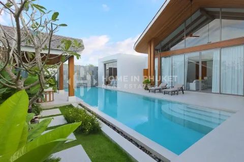 House in Phuket, Thailand 4 bedrooms № 161425