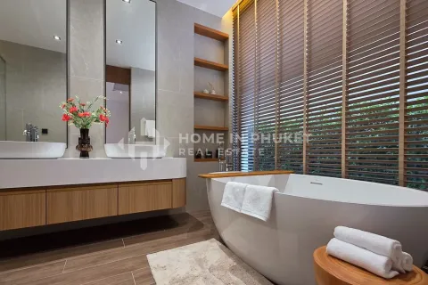 House in Phuket, Thailand 4 bedrooms № 161425 - photo 14