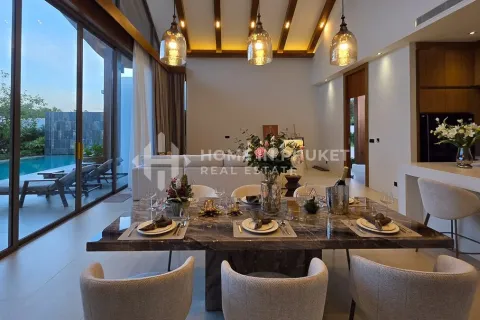 House in Phuket, Thailand 4 bedrooms № 161425 - photo 8