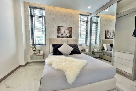 Penthouse à Pattaya, Thaïlande 3 chambres № 161419 - photo 10