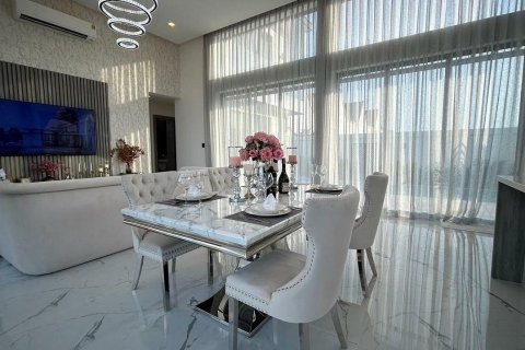 Penthouse in Pattaya, Thailand 4 bedrooms № 161420 - photo 5