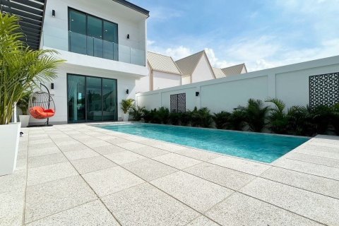 Penthouse in Pattaya, Thailand 4 bedrooms № 161420 - photo 16