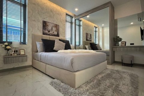 Penthouse in Pattaya, Thailand 4 bedrooms № 161420 - photo 7