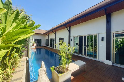 Villa auf Nai Harn Beach, Thailand 4 Schlafzimmer № 223642 - Foto 1
