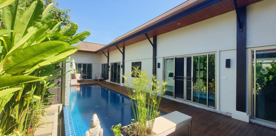 Villa auf Nai Harn Beach, Thailand 4 Schlafzimmer № 223642