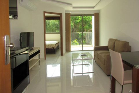 Condo in Pattaya, Thailand, 1 bedroom in Club Royal № 204565