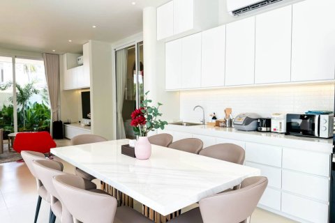 Villa in Pran Buri, Thailand 4 bedrooms № 163997 - photo 10