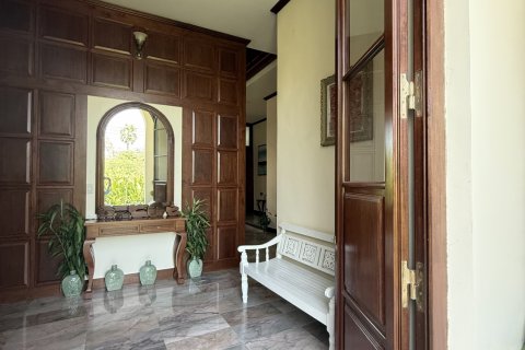 House in Hang Dong, Thailand 6 bedrooms № 138990 - photo 7