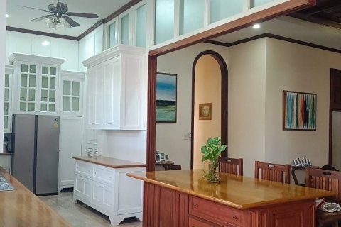 House in Hang Dong, Thailand 6 bedrooms № 138990 - photo 27