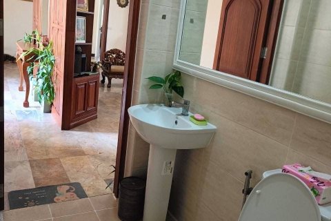 House in Hang Dong, Thailand 6 bedrooms № 138990 - photo 25