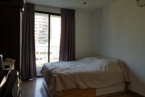 Studio dans le Condo à Ratchathewi, Bangkok, Thaïlande  № 138992 - photo 1